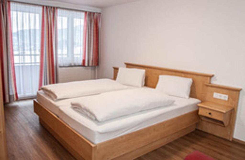 Gasthof Appartement'S Staffnerhof Kössen Zimmer foto