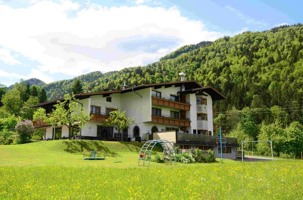 Gasthof Appartement'S Staffnerhof Kössen Exterior foto